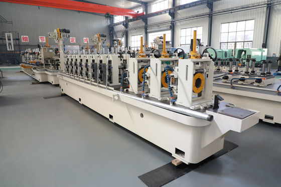 معيار ايزو أنابيب الصلب ميلز، كبير الحجم آلة أنبوب مطحنة