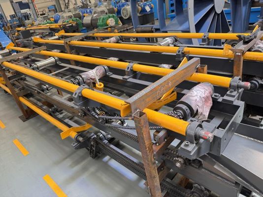 آلة تصنيع الأنابيب الفولاذية ASTM A53 مع آلة تفكيك اللفائف الثقيلة للفولاذ المدلفن على الساخن 2.0 مم - 6.0 مم